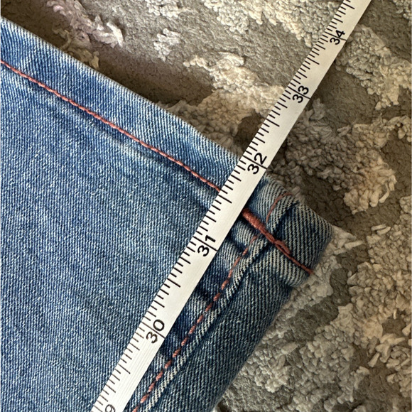 True Religion Becca Mid Rise Boot Cut Jeans Size 28 NWT Minor Flaw - Picture 11 of 13